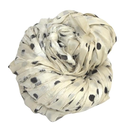 Knitsilk recycled sari silk ribbon yarn - Polka dot(Black)