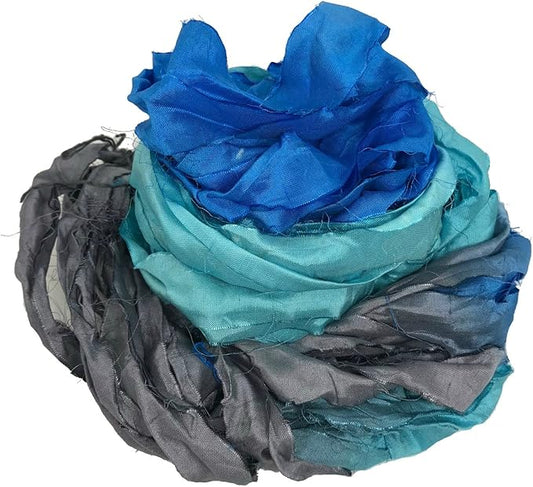 Knitsilk recycled sari silk ribbon yarn — Blue grey