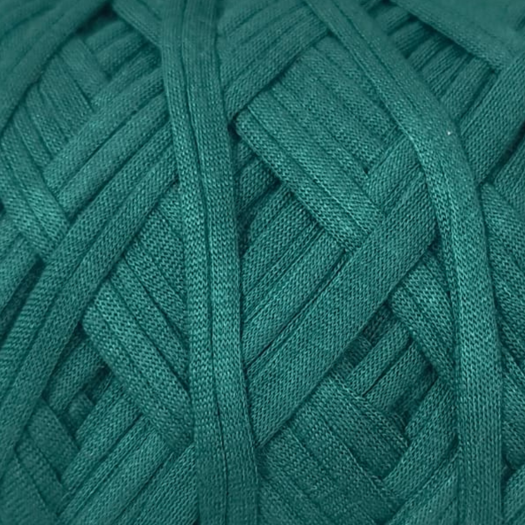 Knitsilk Flexi T-Shirt Yarn – 450g Super Chunky Recycled Cotton Blend – Vibrant Colors – Soft, Durable, Eco-Friendly Bulky Yarn for Knitting, Crochet, Macramé & DIY Crafts, Peacock green