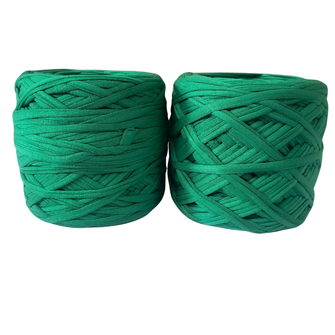 Knitsilk Flexi T-Shirt Yarn – 450g Super Chunky Recycled Cotton Blend – Vibrant Colors – Soft, Durable, Eco-Friendly Bulky Yarn for Knitting, Crochet, Macramé & DIY Crafts, Green