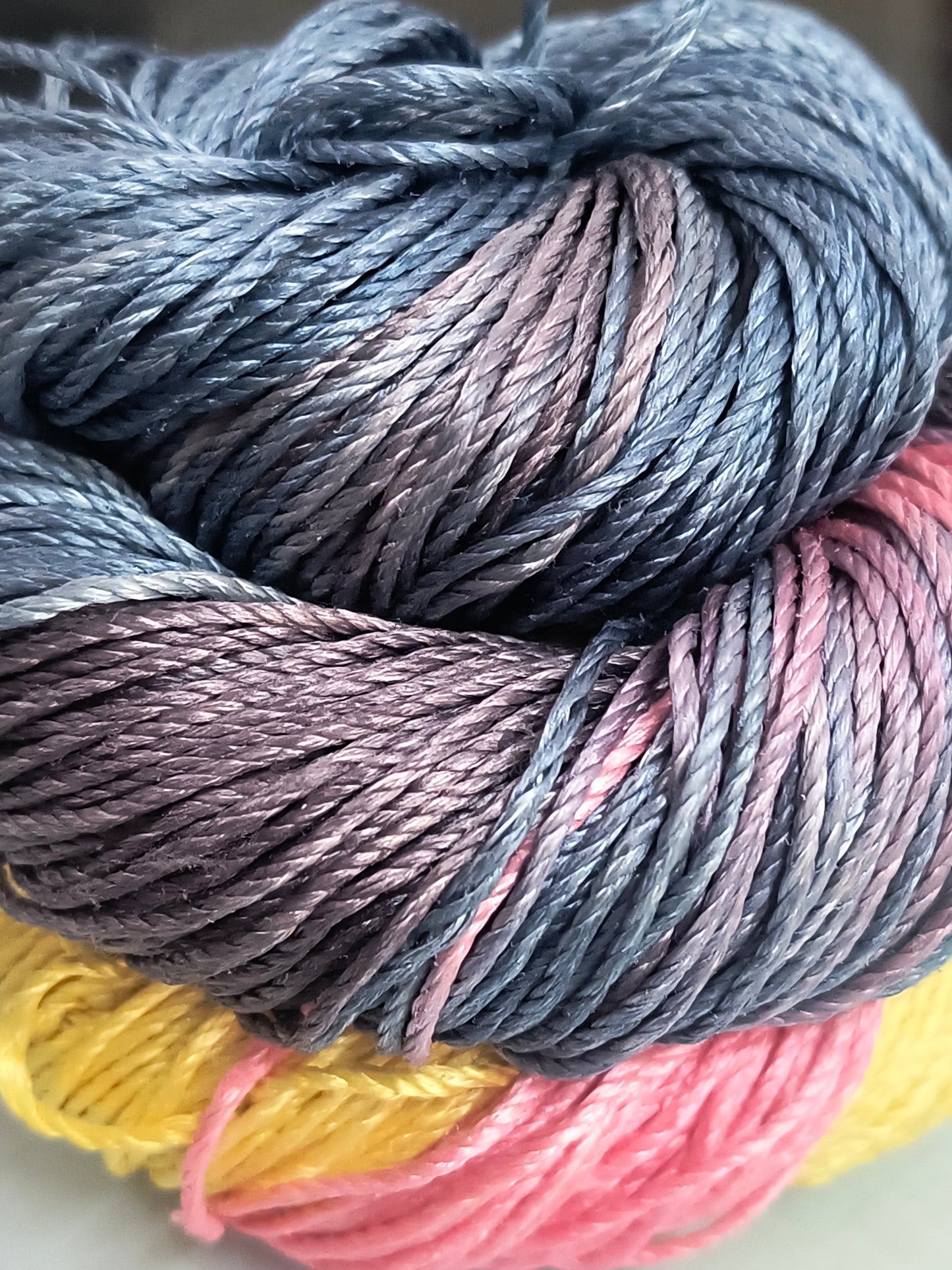 Knitsilk 3 Ply 100% Mulberry Silk Lace Weight Yarn –Tiger Lily(50g / 260 Yard