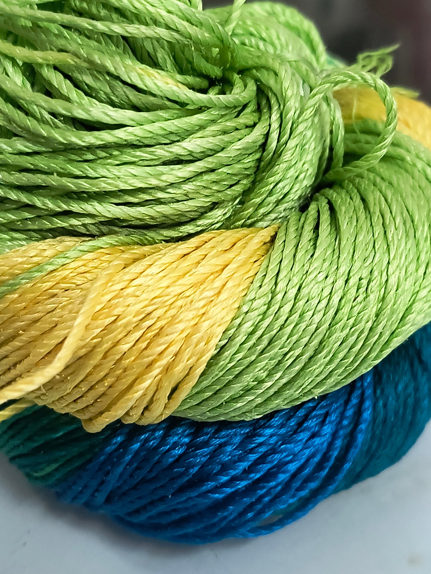 Knitsilk 3 Ply 100% Mulberry Silk Lace Weight Yarn –Green(50g / 260 Yard