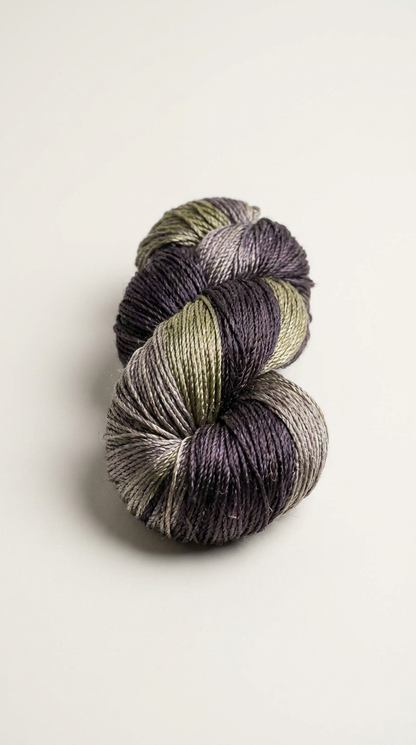 Knitsilk 3 Ply 100% Mulberry Silk Lace Weight Yarn –Black and Grey(50g / 260 Yard