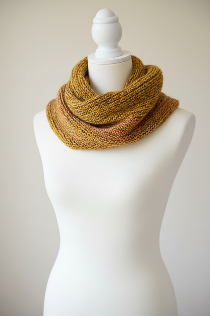 Knitsilk 3 Ply 100% Mulberry Silk Lace Weight Yarn –Black and Morning glory(50g / 260 Yards)