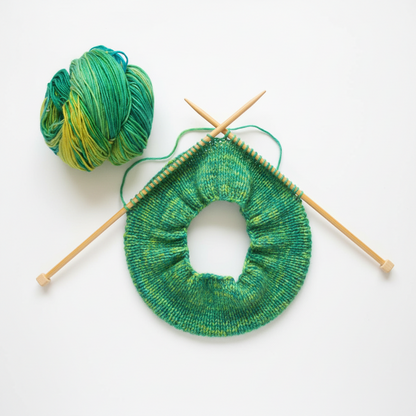 Knitsilk Silk Roving Worsted Yarn 100% Recycled & Hand-Dyed |100 gm,225 Yards |New york