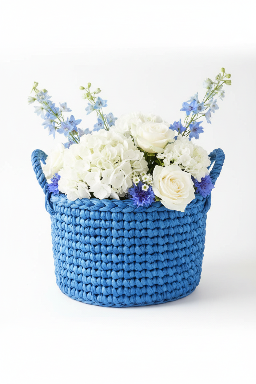 Knitsilk Recycled Sari Silk Ribbon Yarn — Super Bulky Blue (50g / 30 yd)