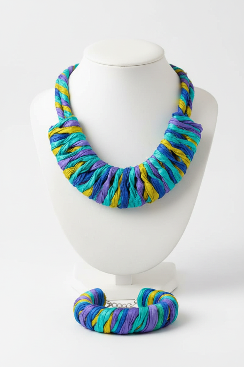 Knitsilk Recycled Sari Silk Ribbon Yarn — Super Bulky Tye and Dye(50g / 30 yd)