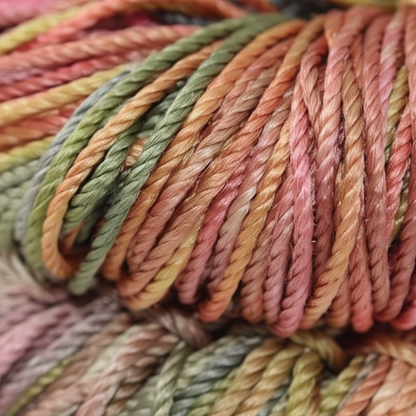 Knitsilk 3 Ply 100% Mulberry Silk Lace Weight Yarn –Unicorn(50g / 260 Yards)